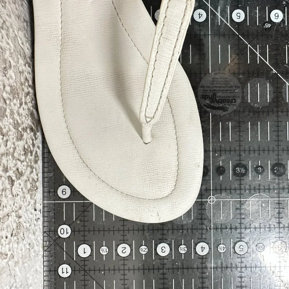 Tory Burch Women Size 8.5M White Leather Robinson T Strap Wedges Sandal